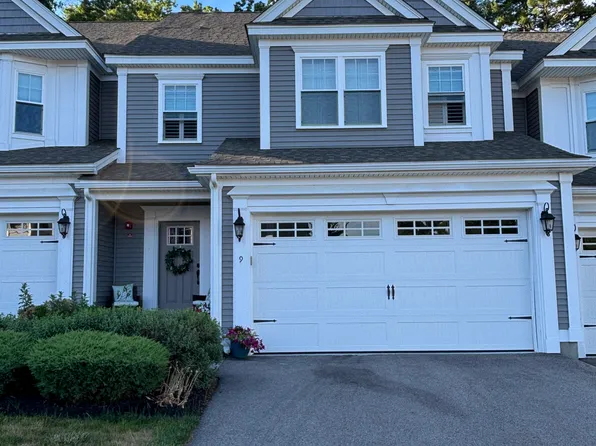 9 Evergreen Dr, Franklin, MA 02019