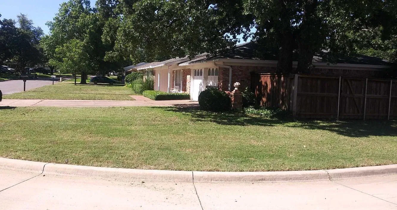 4917 Wedgeview Dr — Photo 3