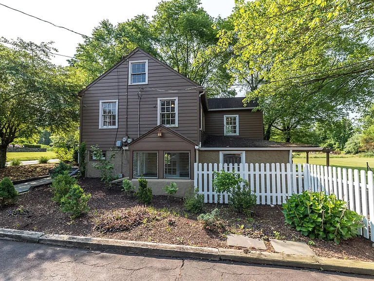 3563 Aquetong Rd — Photo 11