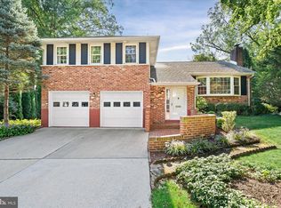 2002 Eden Rd, Wilmington, DE 19810