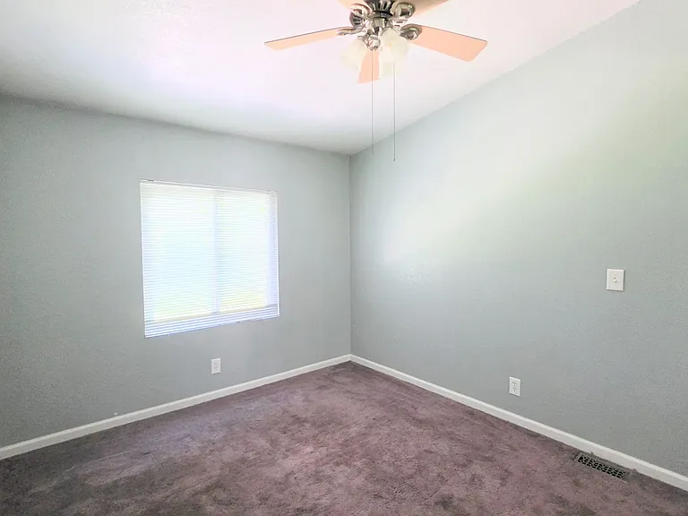 39805 Newport Rd — Photo 9