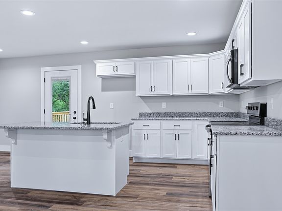 5th image of 2871 Dennis Corinth Rd