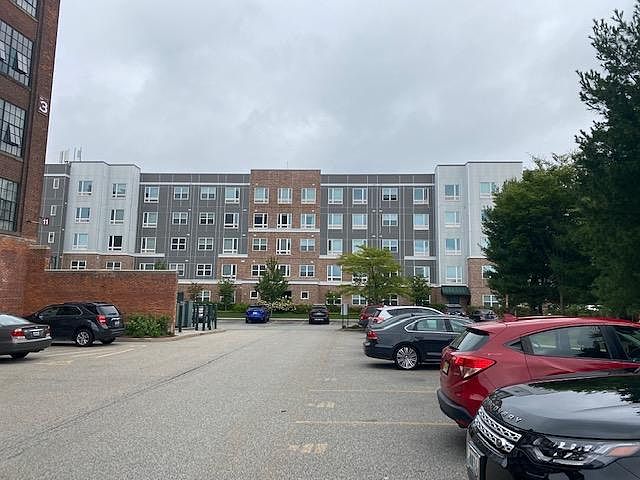 1st image of 18 Newman Ave #11-304