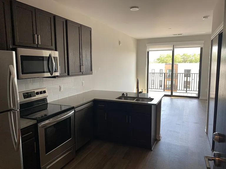 Greenlink Residences — Photo 9