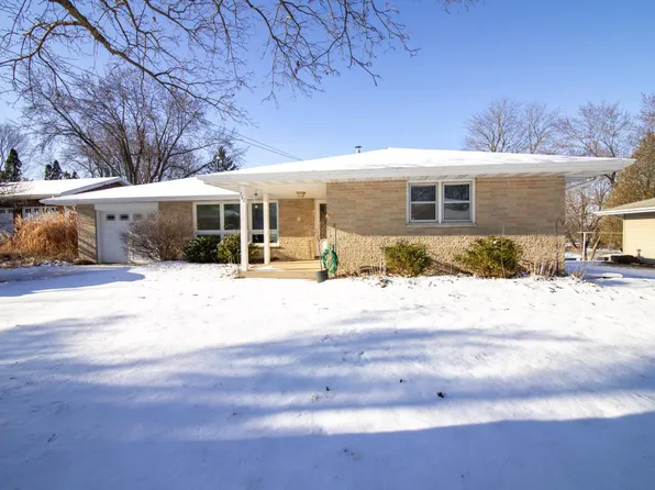 102 Oak Hill COURT, Watertown, WI 53094