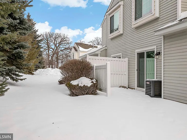 302 Wilderness Dr — Photo 22