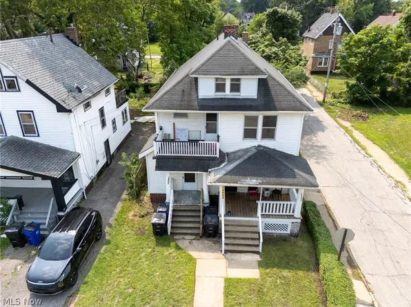 14002 Idarose Ave, Cleveland, OH 44110