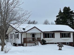 5809 Broughton Rd, Silver Springs, NY 14550