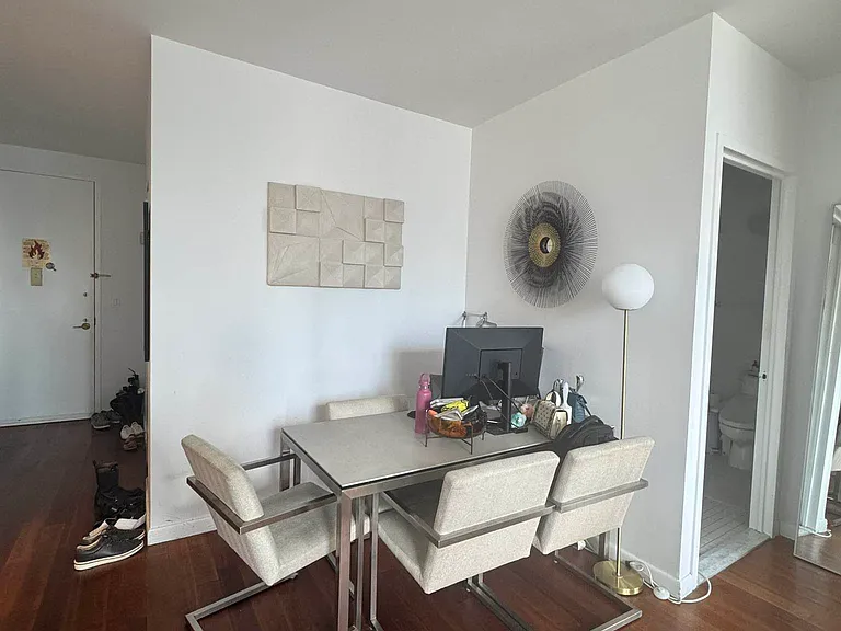 111 W 67th St #20B — Photo 7