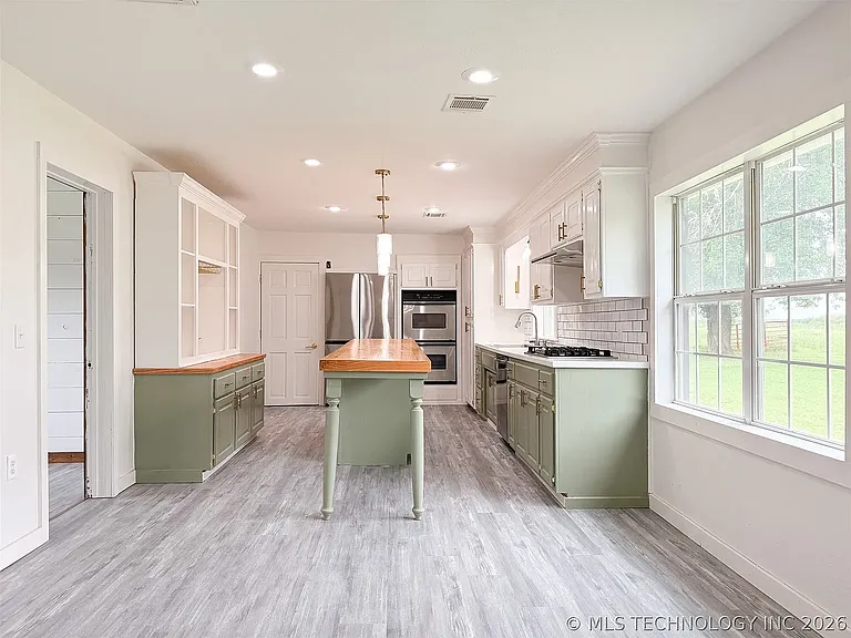 Kitchen (door to left is bedroom 2)