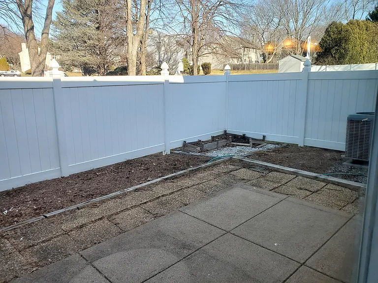 3 Banbury Ct #3 — Photo 49