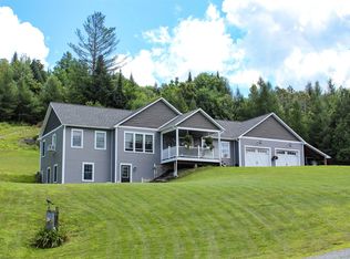 475 Waterford Hollow Ln, Waterford, VT 05819