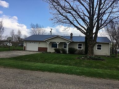 9161 E Snow White Rd Cromwell In 46732 Zillow