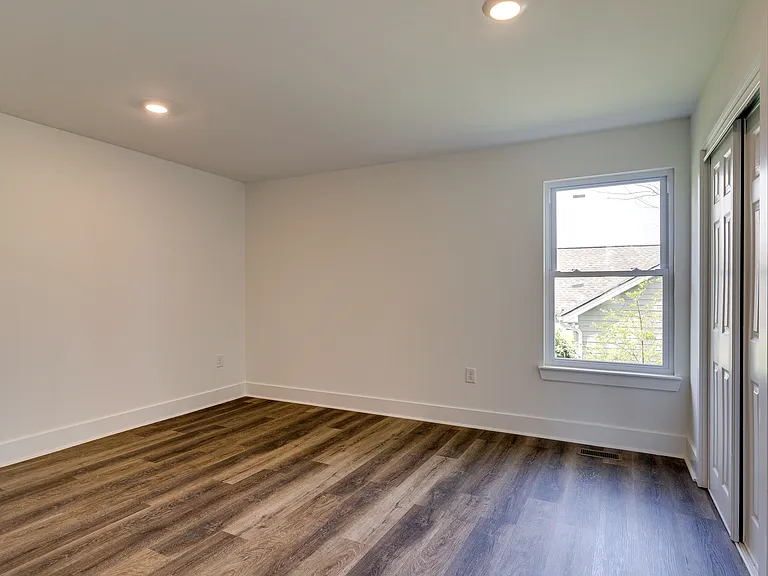 1812 Batts Blvd — Photo 21