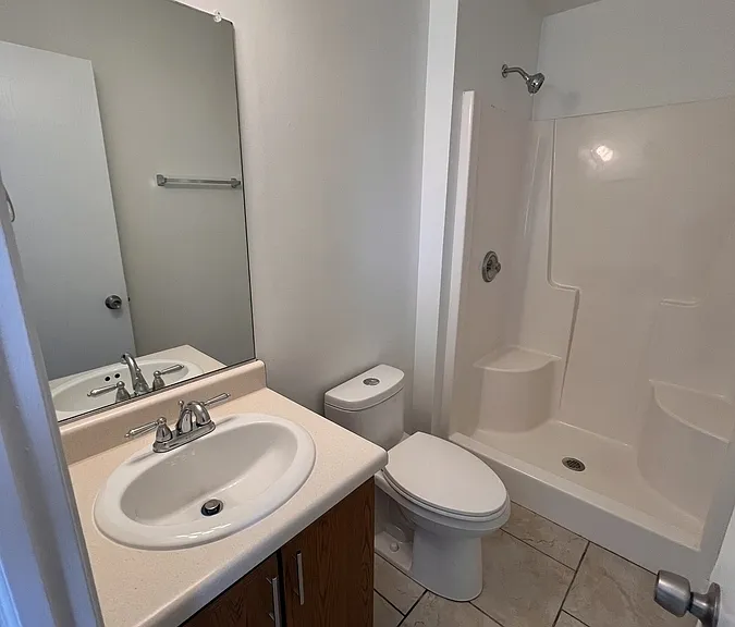2220 Kemble Ave #2A — Photo 11