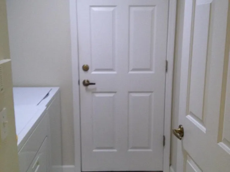 laundry room off garage