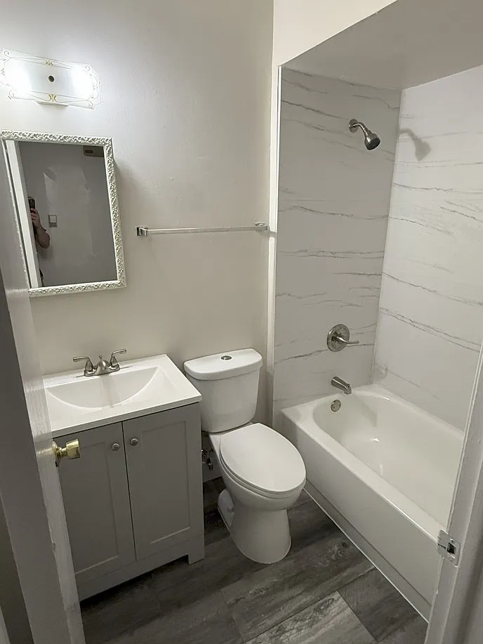 1244 Lilac Ave — Photo 2