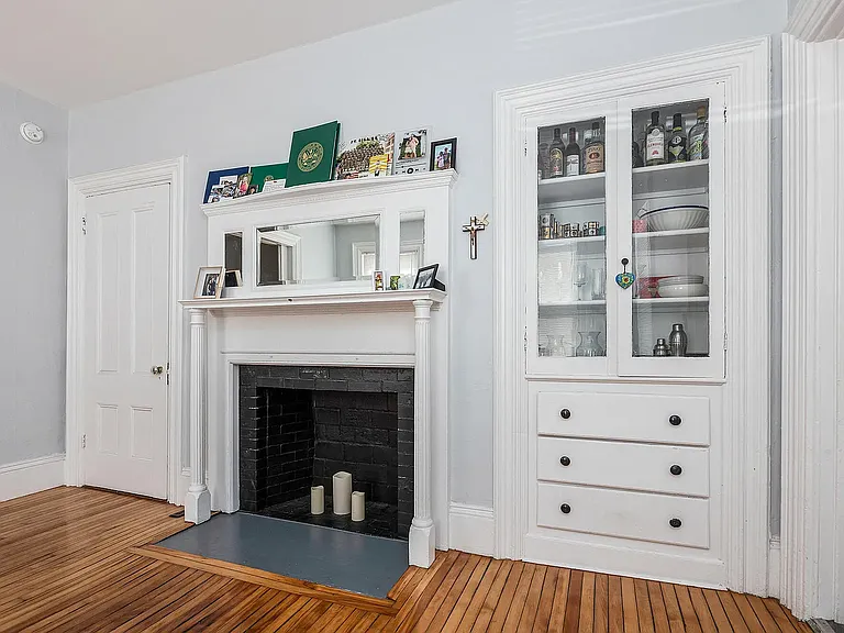 14 Pleasant St #1 — Photo 2