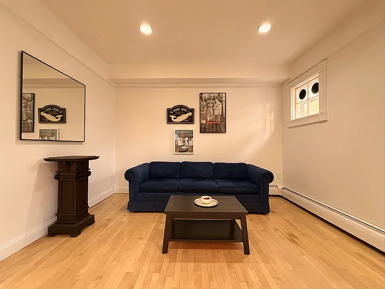 Living room 2