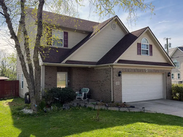 229 Cameron Dr, Nicholasville, KY 40356