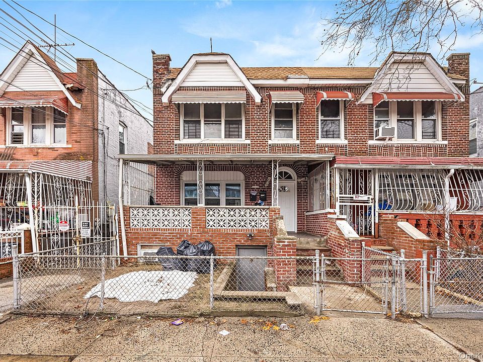 1st image of 645 Saint Lawrence Avenue