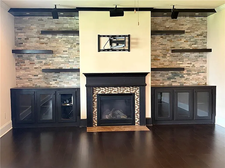 4485 Perlino Point — Photo 9