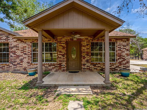4th image of 231 LONG CREEK DR