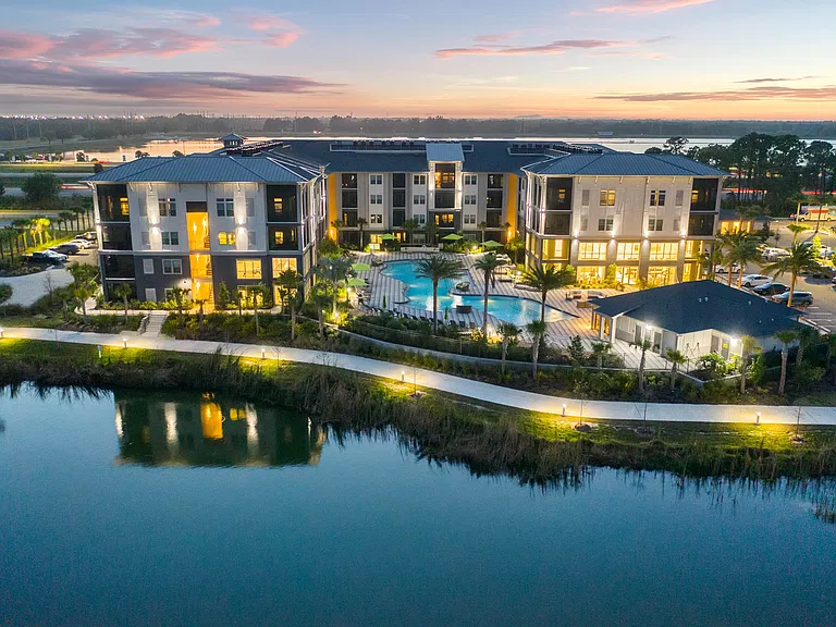 The Adley Lakewood Ranch Waterside Apartments — Photo 7