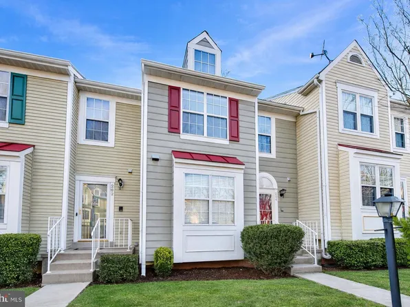 204 College Station Dr, Upper Marlboro, MD 20774