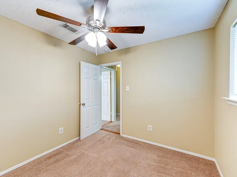 24206 Landing Way Dr — Photo 18