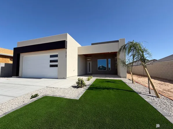 10745 E 45th St, Yuma, AZ 85367