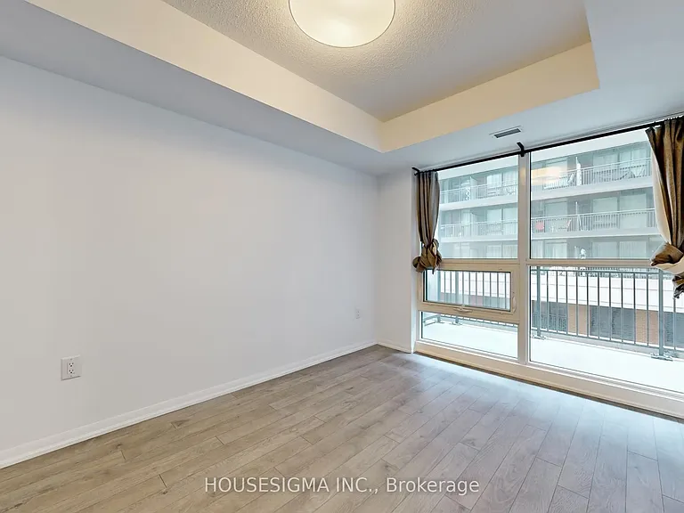 3091 Dufferin St #211 — Photo 12