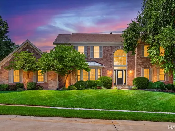 2319 Wellington Estates Dr, Chesterfield, MO 63017