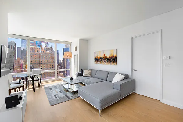 Rented by Brown Harris Stevens | media 9