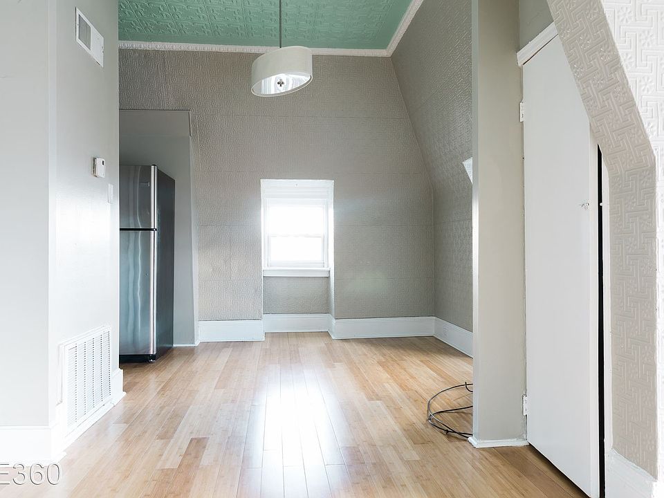 1st image of 1028 E Warrington Ave #4153313