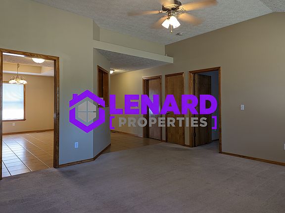 4th image of 6004 N 9th Ave