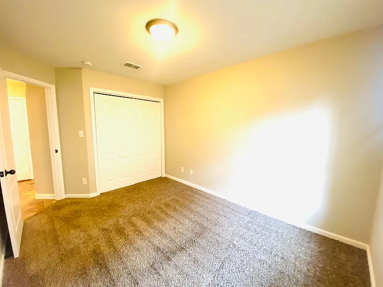 1728 Thistlewood Dr — Photo 27