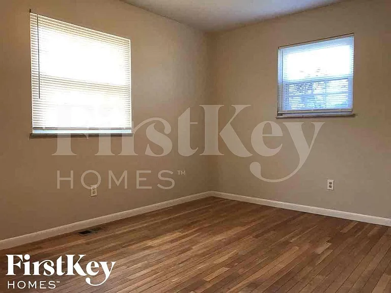 4420 Santa Fe Ct — Photo 7