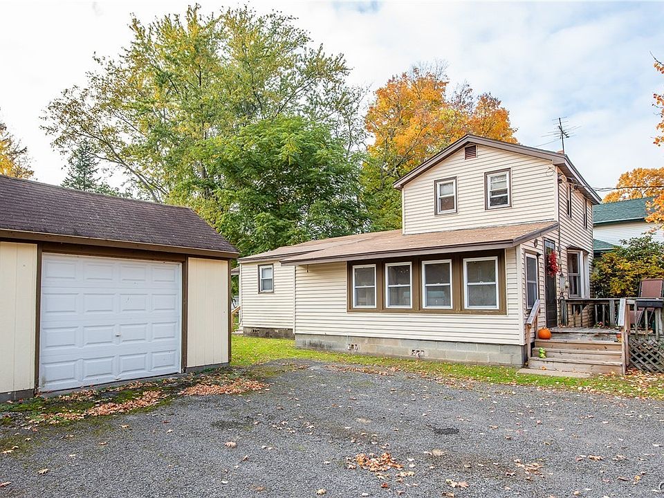 33 Jefferson St, Phoenix, NY 13135 Zillow