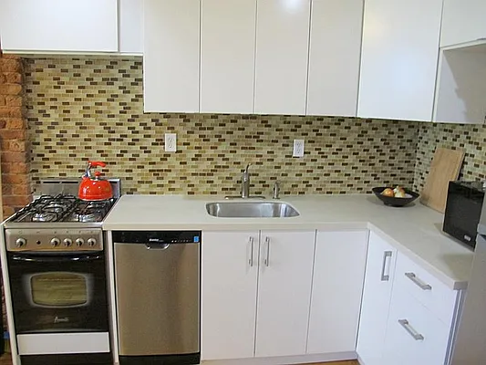 Sold by Betancourt & Associates Realty LLC | media 7