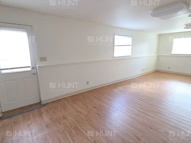 2155 Hawaii Ave — Photo 9