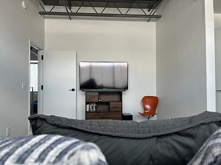 4801 S Congress Ave #J1 — Photo 21