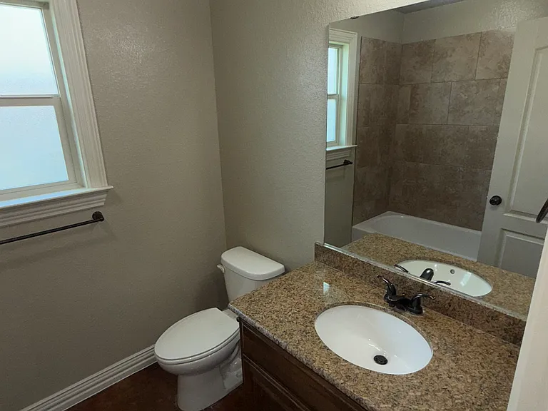 708 Ferrara Cir #A — Photo 11