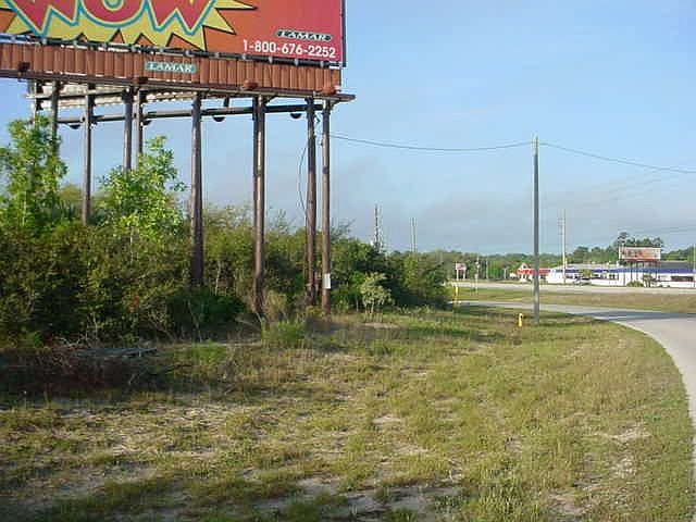 commercial lot w/billboard