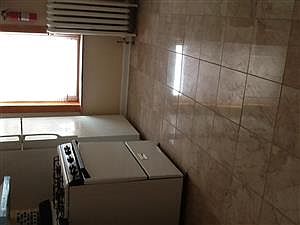1st image of 31 Dewey Pl #2