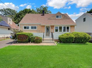 1 Prince Street, Hicksville, NY 11801