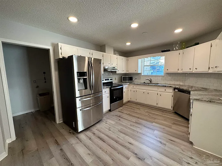 280 Bobwhite Dr — Photo 3