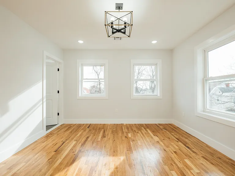 88 Hollywood Ave #2 — Photo 9