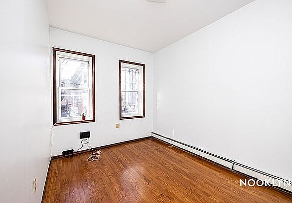 5th image of 672 Franklin Ave APT 3A