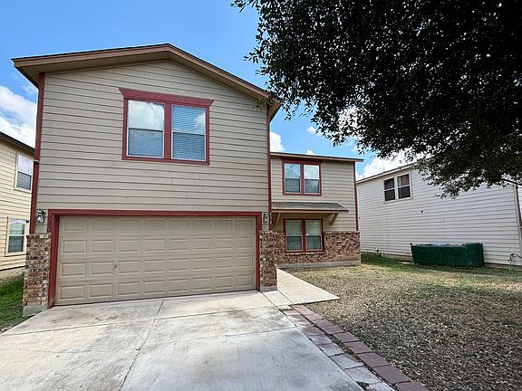 2nd image of 410 Orchard Willow
